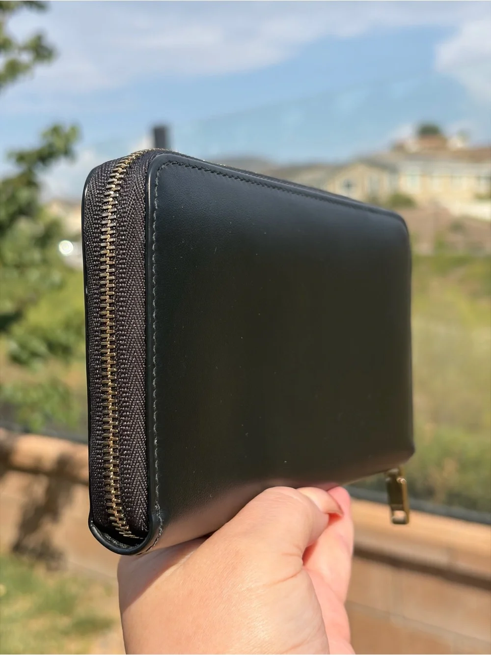 Bally Black Leather Zip Around Continental Wallet Gold Hardware EUC✨✨